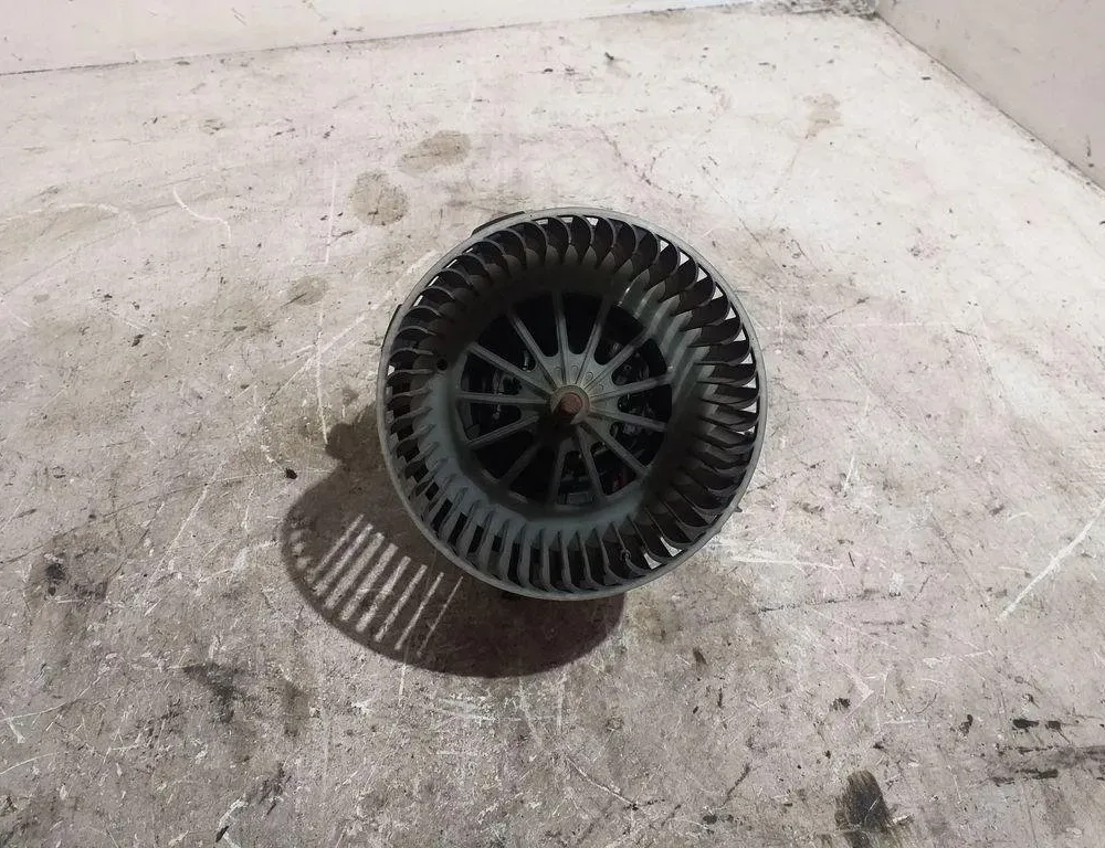 MERCEDES-BENZ Sprinter 2 generation (906) (2006-2018) Chauffage intérieur E7169 31477548