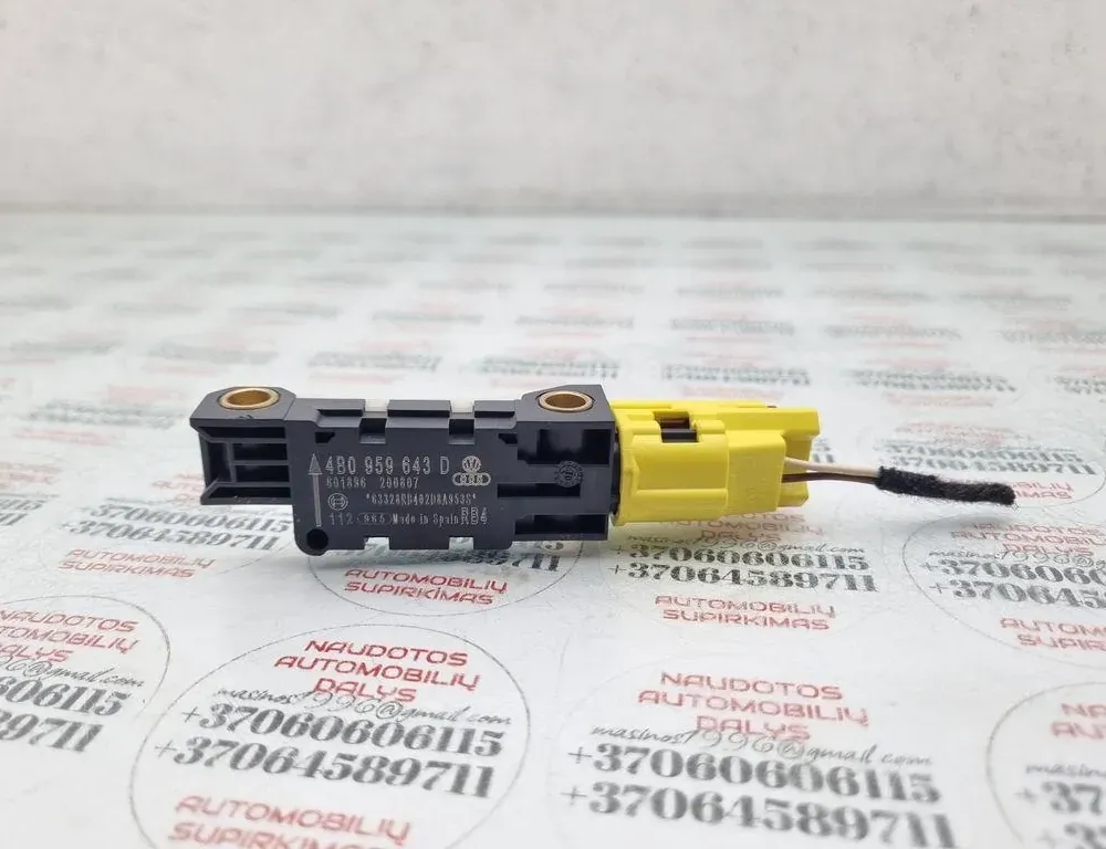 AUDI A8 D3/4E (2002-2010) Capteur d'impact côté droit 4B0959643D 33902847