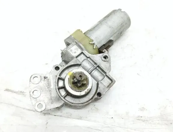 AUDI A6 C5/4B (1997-2004) Moteur de commande du siège avant droit 0130002487,198387XXX 34859185