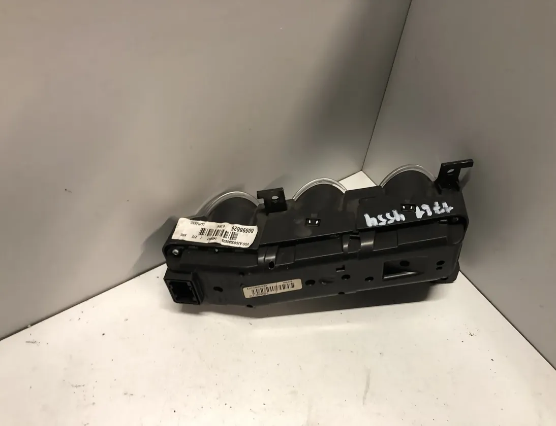 ALFA ROMEO 159 1 generation (2005-2011) Compteur de vitesse 60696626,A2C53090933 17614554