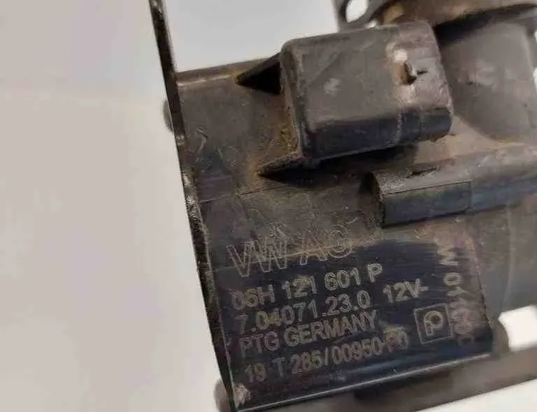AUDI A4 B8/8K (2011-2016) Moteur à eau de circulation 06H121601 32610243