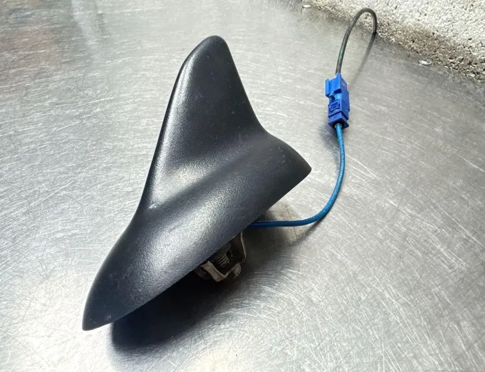 OPEL Insignia A (2008-2016) Antenne 140640,13322159 34541746