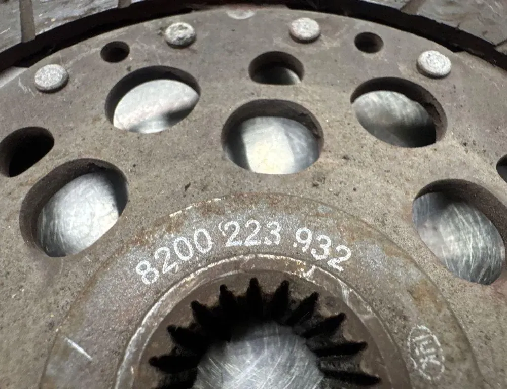 RENAULT Espace 4 generation (2002-2014) Disque d'embrayage 8200223932 34468412