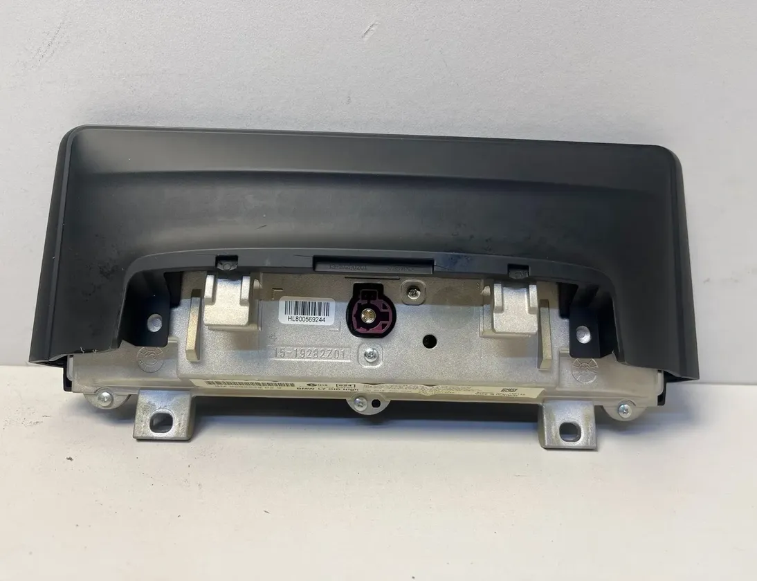 BMW 3 Series F30/F31 (2011-2020) Système de navigation 9320288,9347822,9281688,9252004,9332285,9350723,9327318,9318750,9351679,9365764,9383069,9387565,9389856,6819950,6832270,6826772,6826790,9292248 25163592