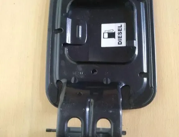 DACIA Duster 2 generation (2017-2024) Verrouillage du couvercle du réservoir de carburant 34667365