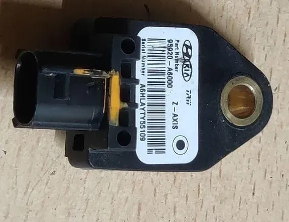 KIA Cee'd 2 generation (2012-2018) Capteur d'impact latéral gauche 95920A6000 34639084