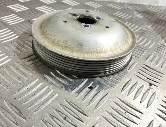 AUDI A6 C6/4F (2004-2011) Poulie de pompe à eau 06E121031A 34885290