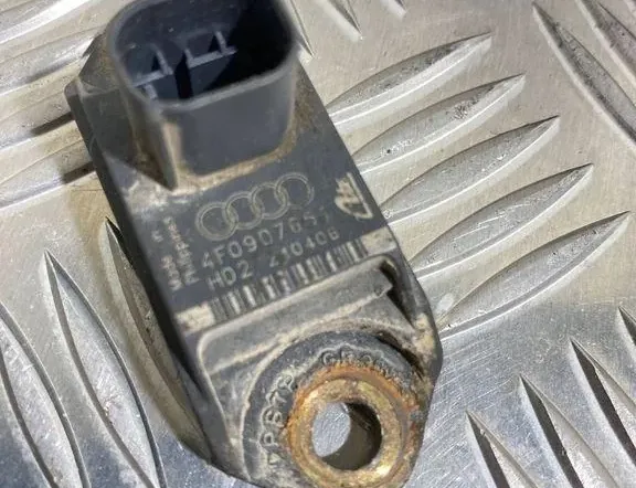 AUDI A6 C6/4F (2004-2011) Capteur d'accélération 4F0907651 34879506