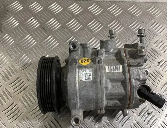 AUDI A4 B9/8W (2015-2024) Pompe de climatisation 8W5816803 34866351