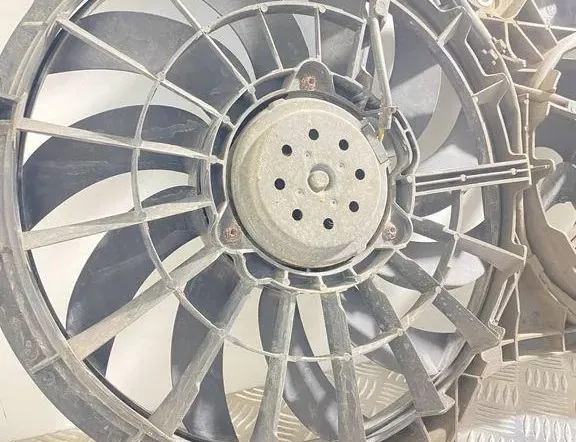 AUDI A6 C6/4F (2004-2011) Radiateur de ventilateur de refroidissement du moteur 4F0121003A 34863677