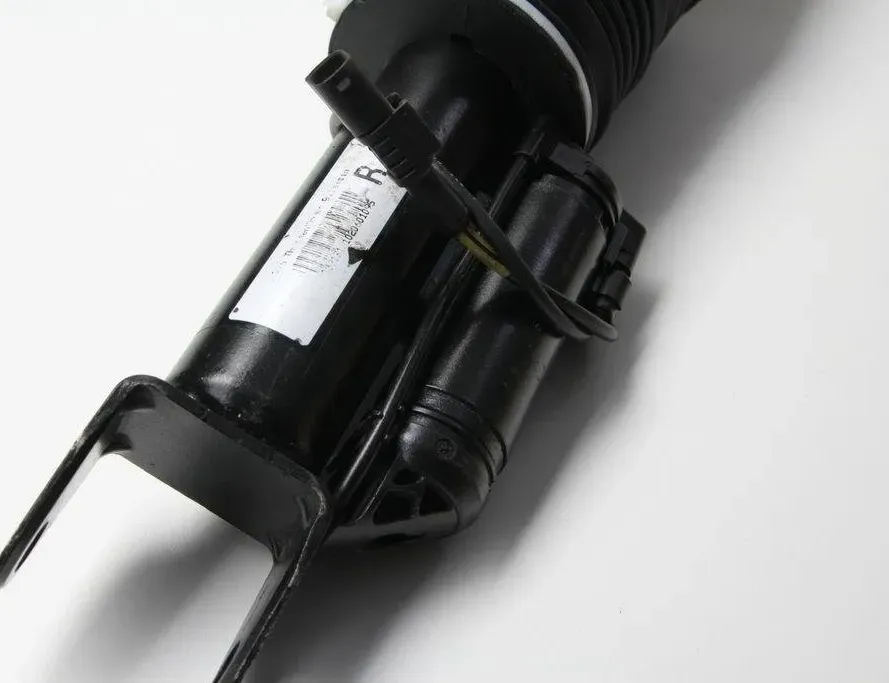 MERCEDES-BENZ E-Class W211/S211 (2002-2009) Amortisseur pneumatique avant droit A2113206013,A2113206213,2113206013 28228251