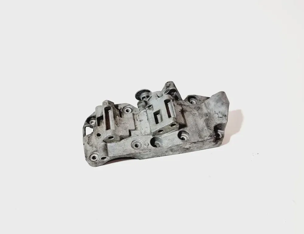 BMW 5 Series F10/F11 (2009-2017) Support d'alternateur 8506863,1116850686305,174786,11168506863 34076001