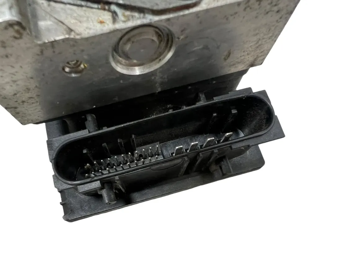 RENAULT Clio 3 generation (2005-2012) Pompe ABS 00308B0300,0265232077,8200747140,100310372680,0265800559 26285837
