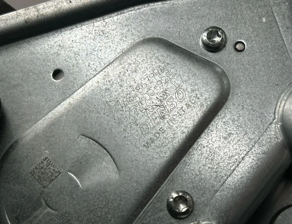JEEP Cherokee 5 generation (KL) (2013-2024) Moteur d'essuie-glace de hayon 68286799AA 33361925