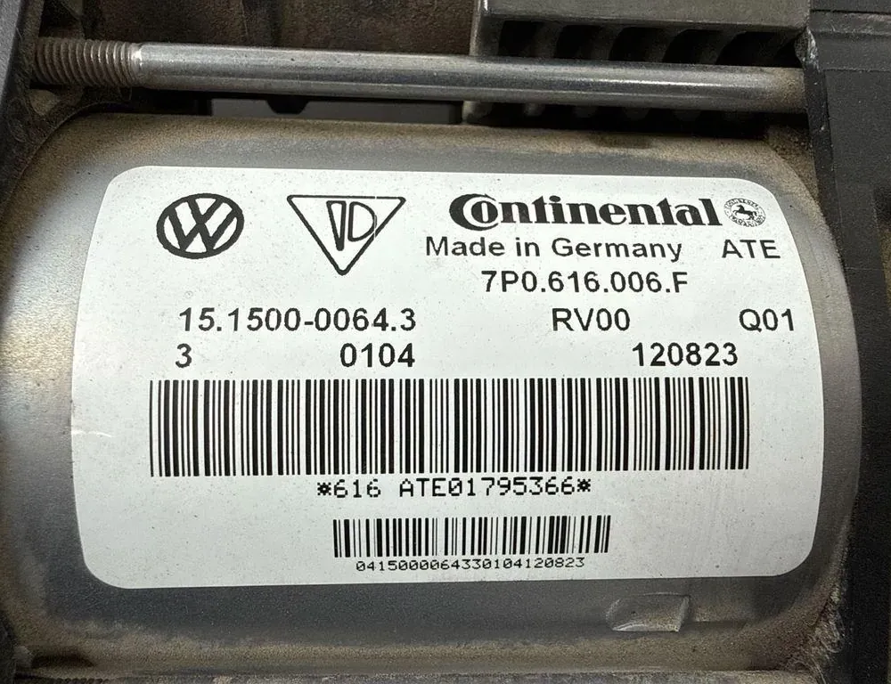 PORSCHE Cayenne 958 (2010-2018) Compresseur de suspension 7P0616006F 34985766