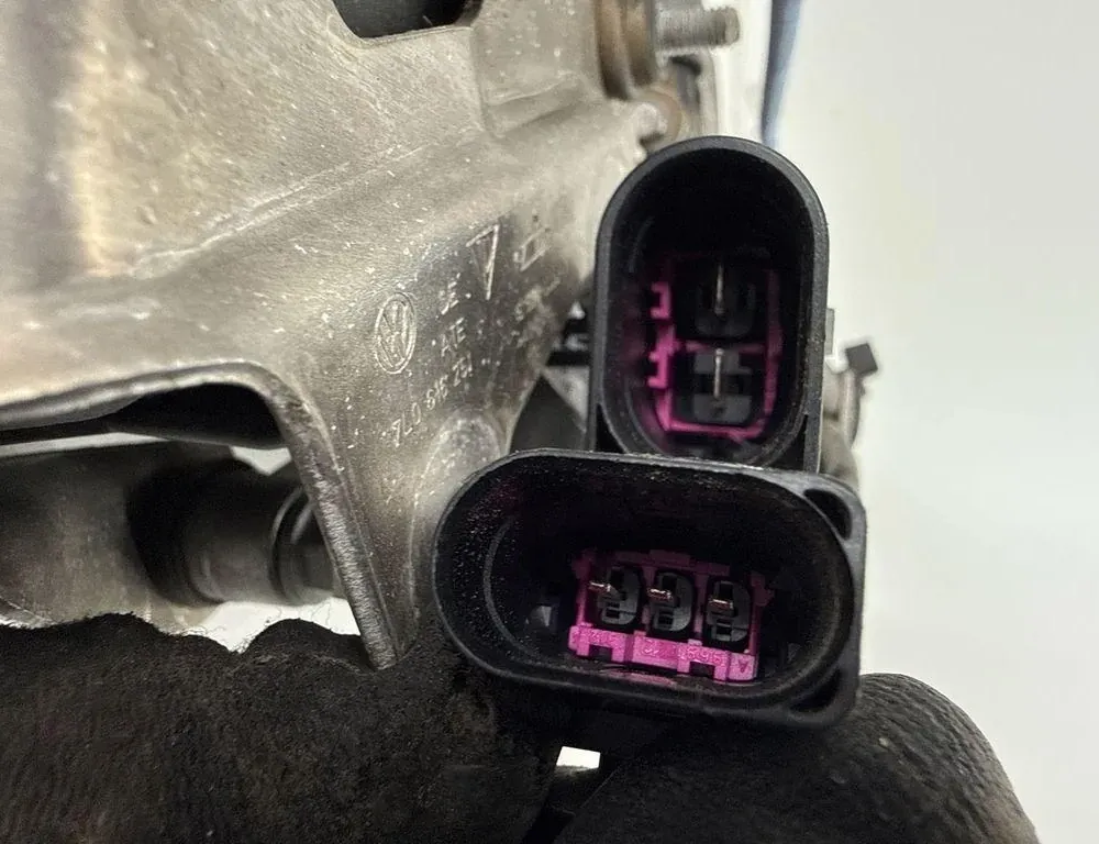 PORSCHE Cayenne 958 (2010-2018) Compresseur de suspension 7P0616006F 34985766