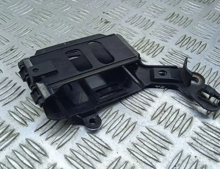 BMW X6 F16 (2014-2020) Autres pièces du compartiment moteur 7304577 31128668