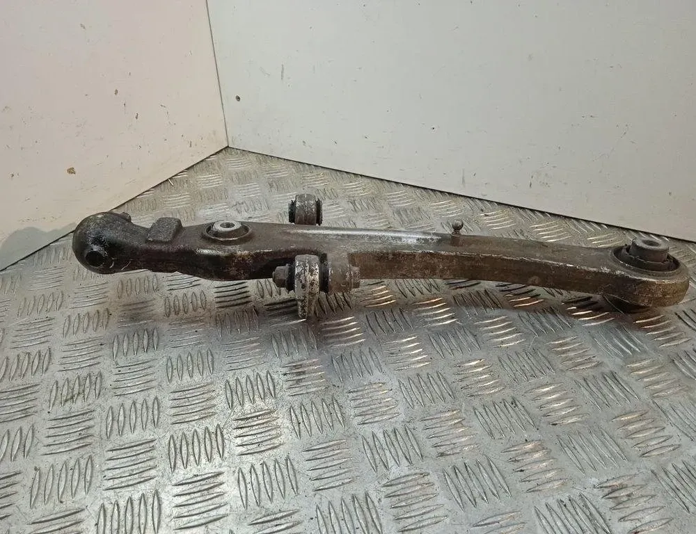 AUDI A8 D3/4E (2002-2010) Bras de triangle avant 4EO407155 31164760