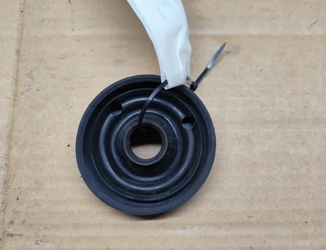 YAMAHA MT Cache de carénage de feu stop supérieur arrière 1RC843970000 34459236
