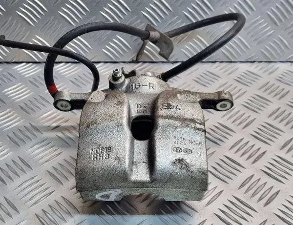 HYUNDAI Ioniq AE (2016-2023) Étrier de frein avant droit 827K 31088687