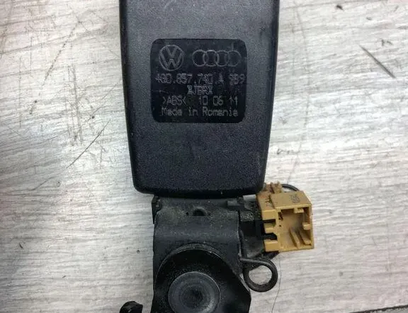 AUDI A6 C7/4G (2010-2020) Boucle de siège arrière droit 4G0857740A 34970942
