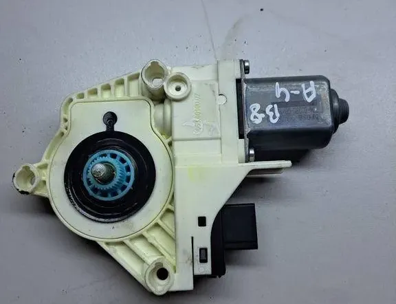AUDI A4 B8/8K (2011-2016) Moteur de commande de vitre de porte arrière gauche 1042008A,8K0959811,00000,1101965578100 34979548