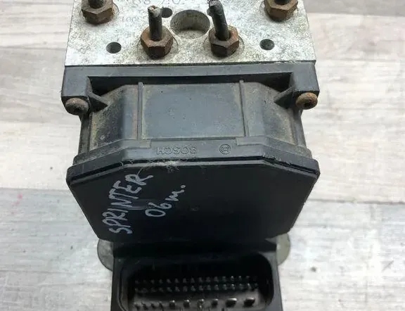 MERCEDES-BENZ Sprinter 1 generation (903) (1995-2006) Calculateur ABS A0014460789VR 34983799