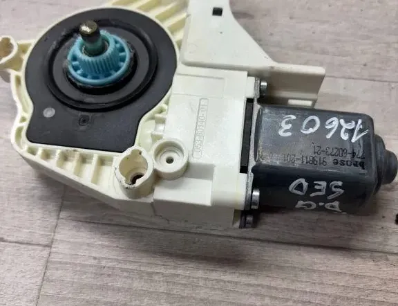 AUDI A6 C7/4G (2010-2020) Moteur de commande de vitre de porte arrière droite 8K0959812A,1101919813201,11440240216 34996976