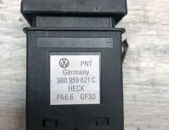 VOLKSWAGEN Passat B5 (1996-2005) Commande de chauffage de lunette arrière 3B0959621C 34980913