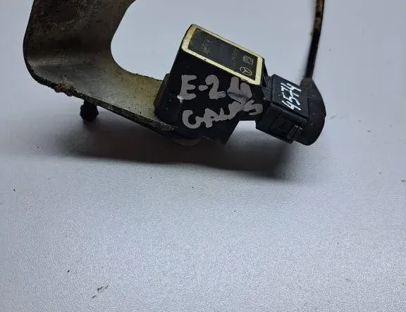 MERCEDES-BENZ E-Class W211/S211 (2002-2009) Capteur de niveau avant droit A0105427717 34971595