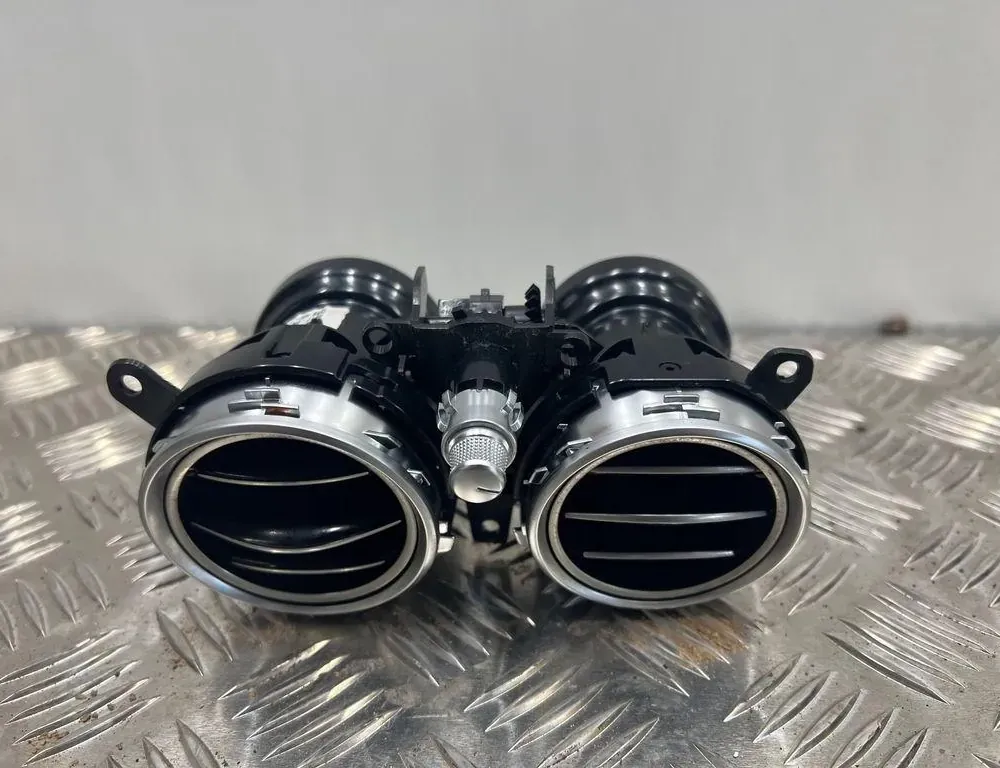 MERCEDES-BENZ E-Class W213/S213/C238/A238 (2016-2024) Bouches d'aération de la console centrale A2138307700 34051932