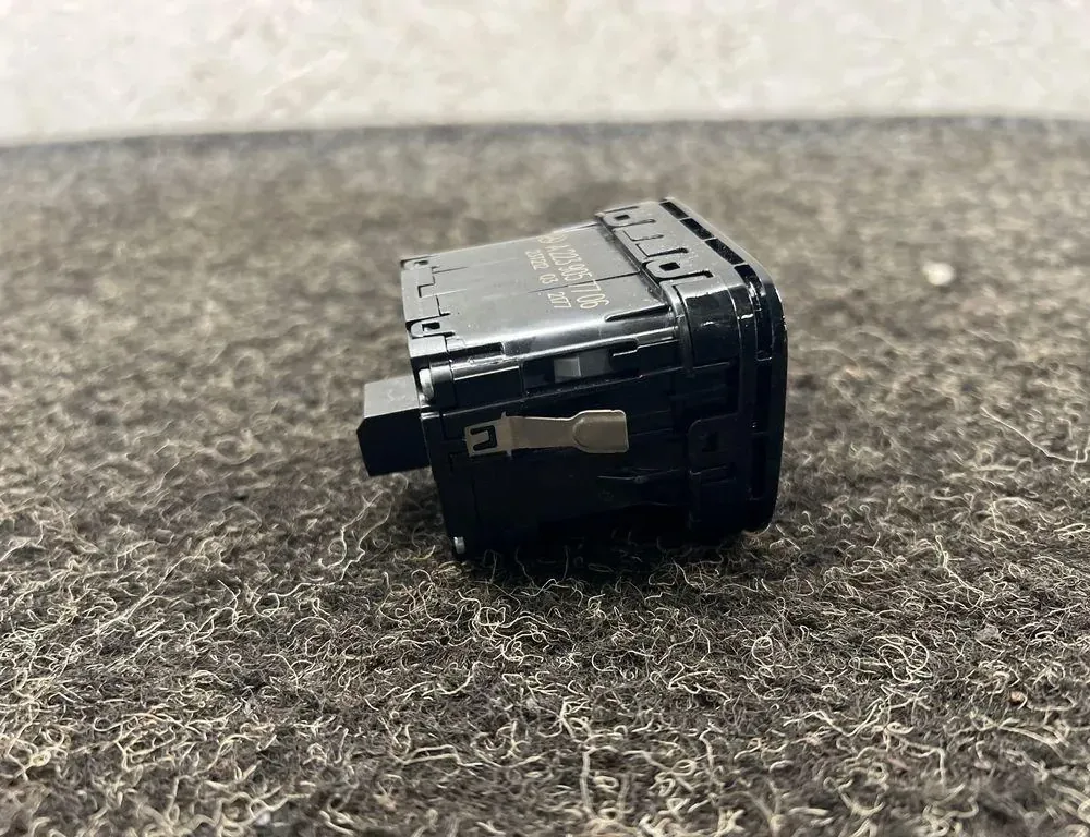MERCEDES-BENZ GLC X253 (2015-2024) Bouton de frein à main A2239057706 34051684