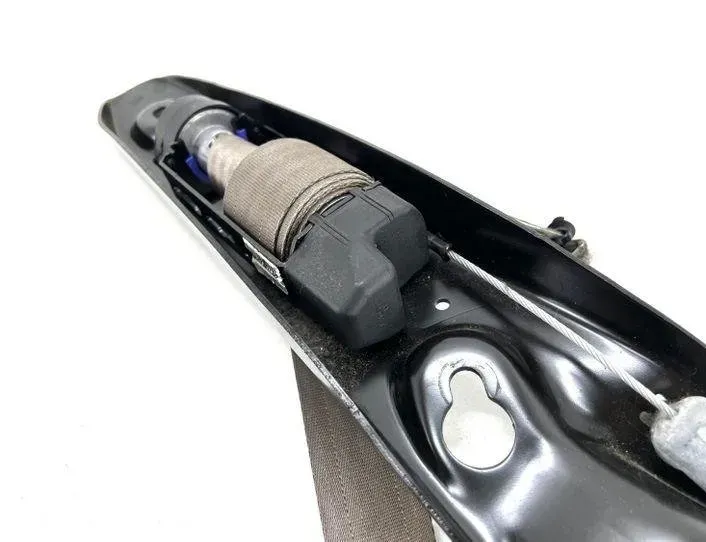 VOLVO XC90 1 generation (2002-2014) Ceinture de sécurité avant droite 6003114,8093,8686632 24657929