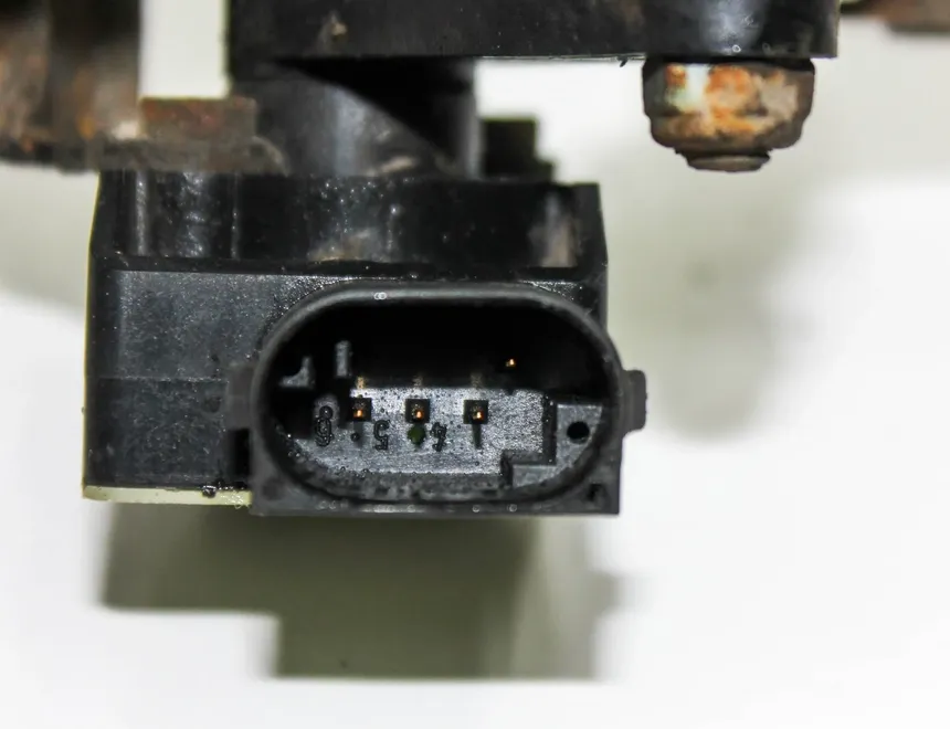 VOLKSWAGEN Phaeton 1 generation (2002-2016) Capteur de niveau de hauteur arrière droit 8E0907503,4E0616572B 27501981