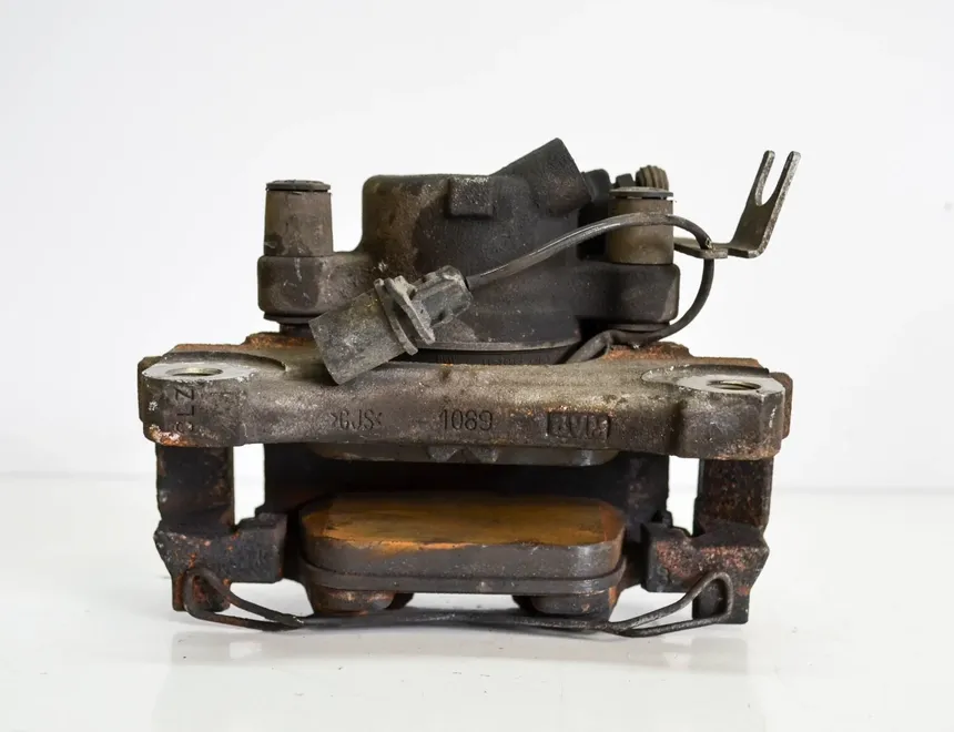 AUDI A4 B9/8W (2015-2024) Étrier de frein avant gauche 8W05DH 3771132