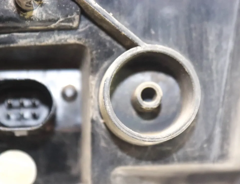 PORSCHE Cayenne 958 (2010-2018) Feu arrière de hayon côté gauche 7P5945093,7P5945093N 34486797