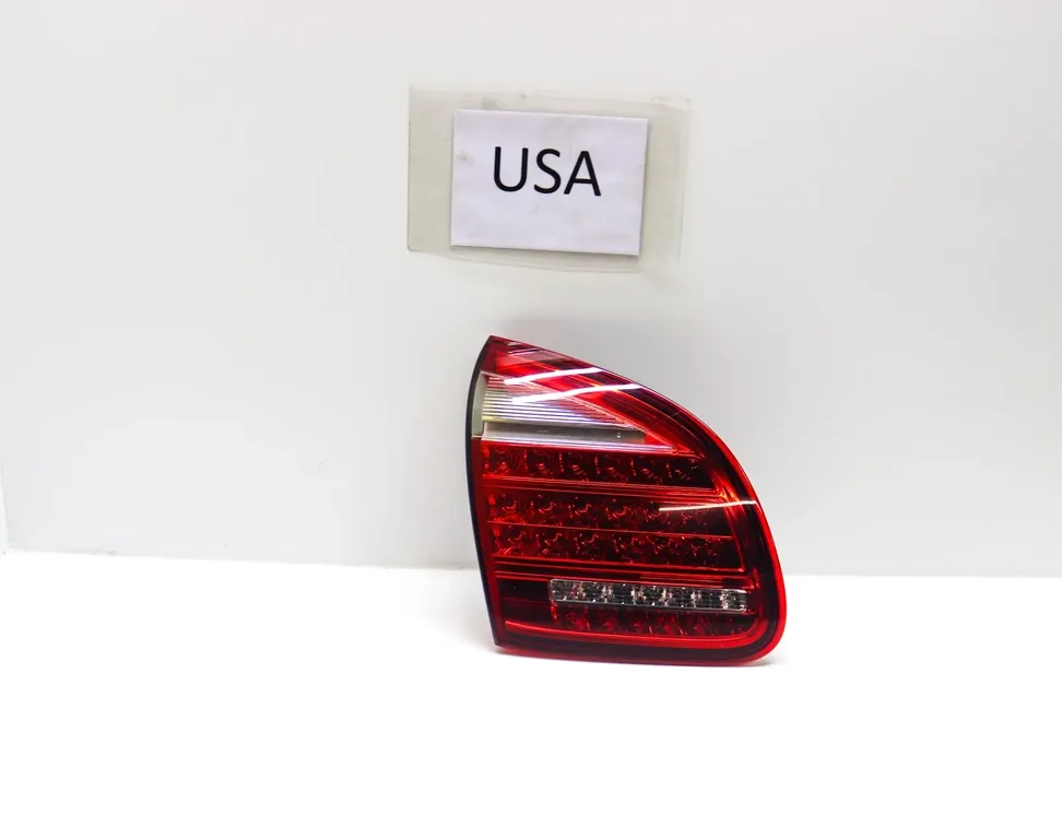 PORSCHE Cayenne 958 (2010-2018) Feu arrière de hayon côté gauche 7P5945093,7P5945093N 34486797