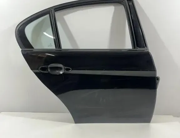 BMW 3 Series E90/E91/E92/E93 (2004-2013) Porte arrière droite 475 33469476