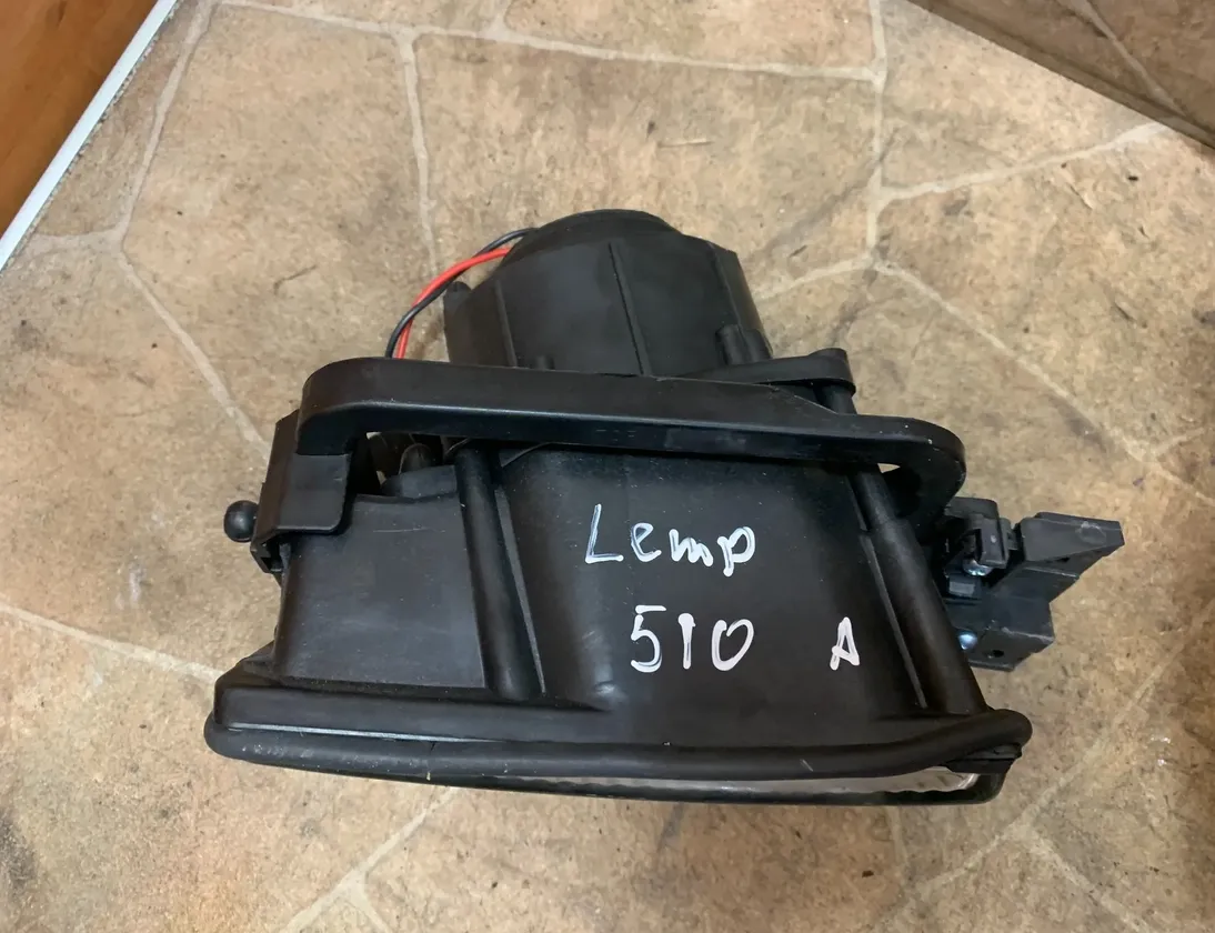 BMW 5 Series E34 (1988-1996) Feu antibrouillard avant droit 34354255
