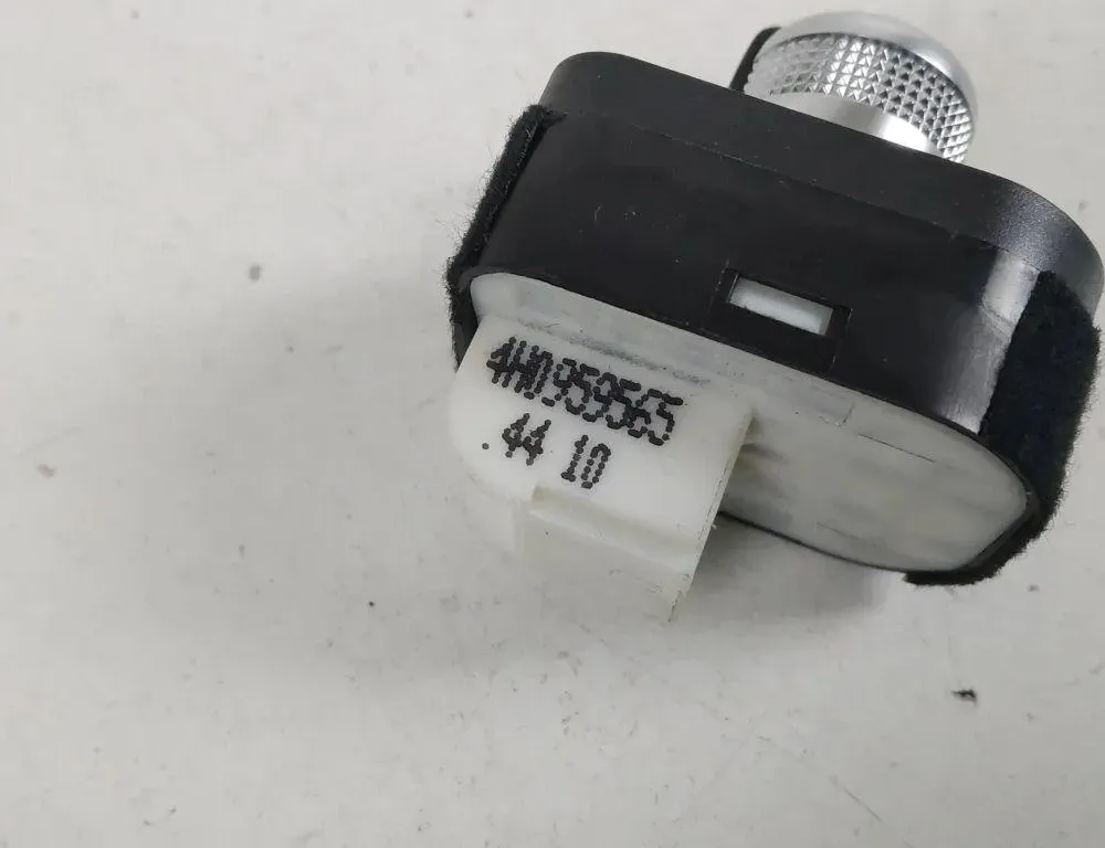 AUDI A8 D2/4D (1994-2002) Commutateur de réglage du miroir 4H0959565 31928125