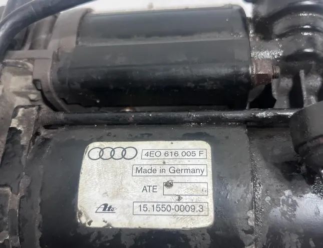 AUDI A8 D3/4E (2002-2010) Compresseur de suspension 4E0616005 31462892