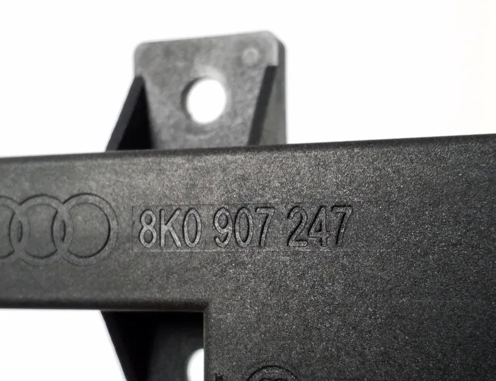 AUDI A8 D4/4H (2010-2018) Antenne 8K0907247 21919521