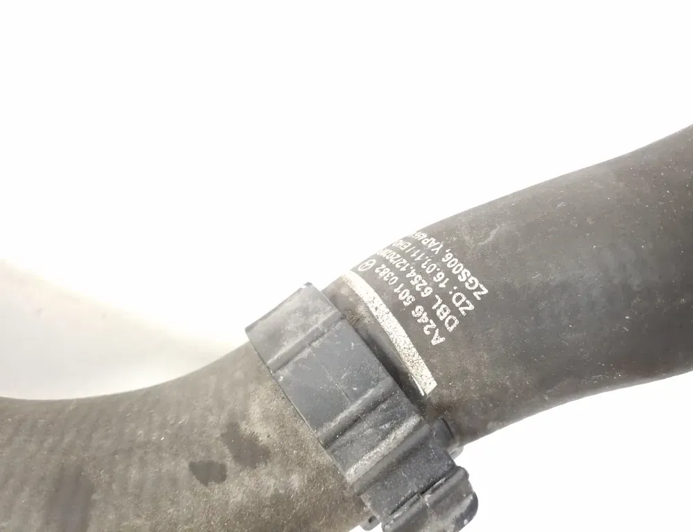 INFINITI Q30 1 generation (2016-2020) Durite de radiateur d'eau côté gauche A2465010382 33234796