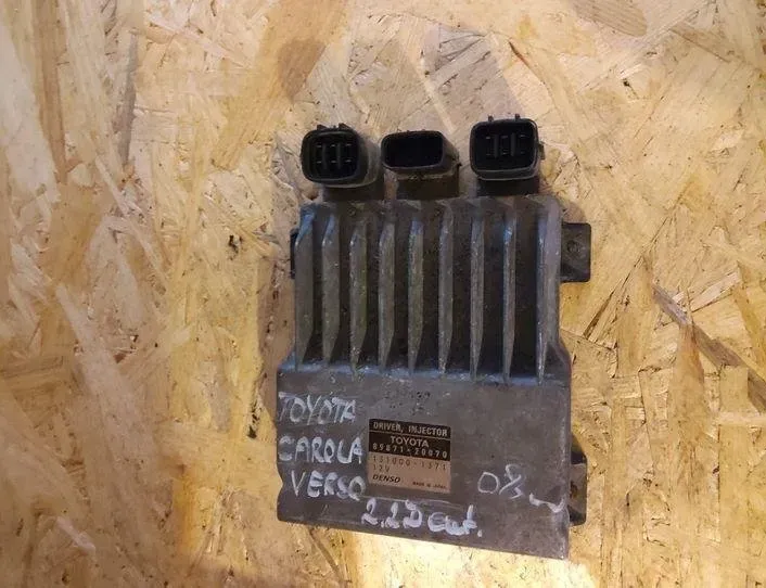 TOYOTA Corolla Verso 1 generation (2001-2009) Calculateur d'injecteurs de carburant 8987120070,1310001371 18239244