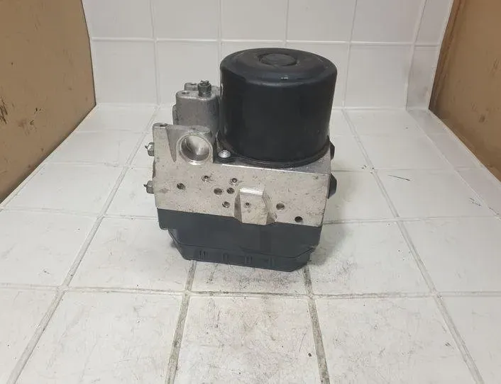 LEXUS IS XE20 (2005-2013) Pompe ABS 8954153040,1338008400,4454053041 21041649