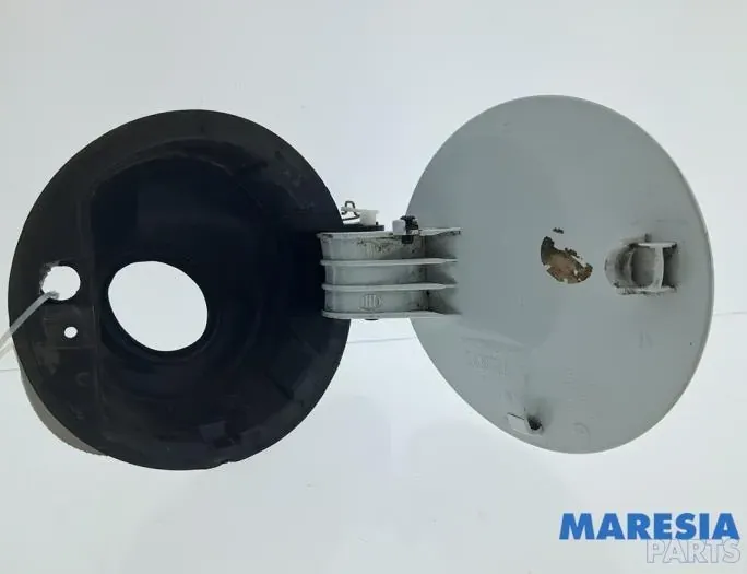 LANCIA Delta 3 generation (2008-2014) Volet du réservoir de carburant 51858215,51809015,735476247 34495421