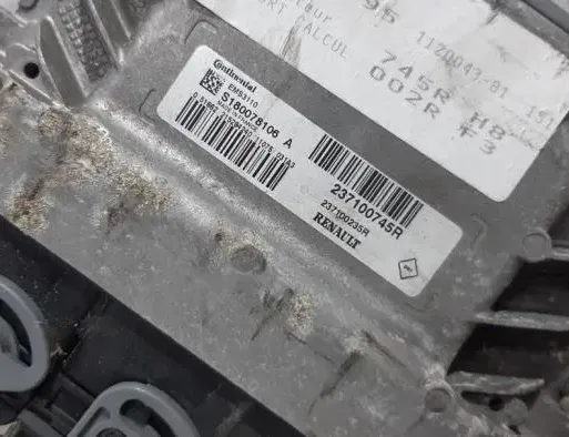 RENAULT Scenic 3 generation (2009-2015) Calculateur d'unité de commande du moteur 8200604932,237100745R,E0160400,237100235R,284B14576R,284B12059R,BCMX95,284B13640R 27750469