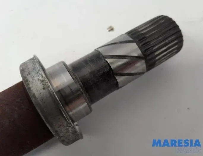 RENAULT Clio 4 generation (2012-2020) Arbre de transmission avant droit 391008834R,391009101R 27761789