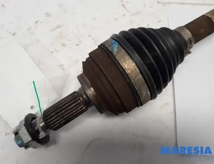 RENAULT Clio 4 generation (2012-2020) Arbre de transmission avant droit 391008834R,391009101R 27761789