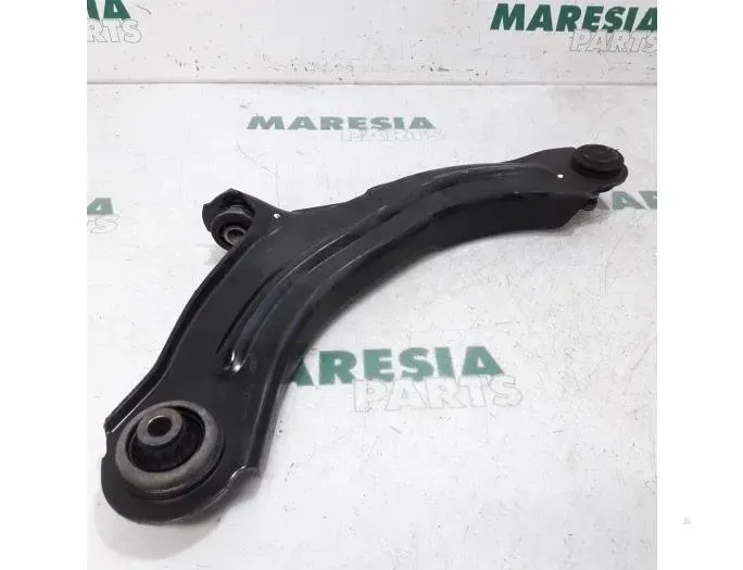 RENAULT Clio 4 generation (2012-2020) Fourche droite avant gauche 545050510R,545055711R,545050399R 27773733